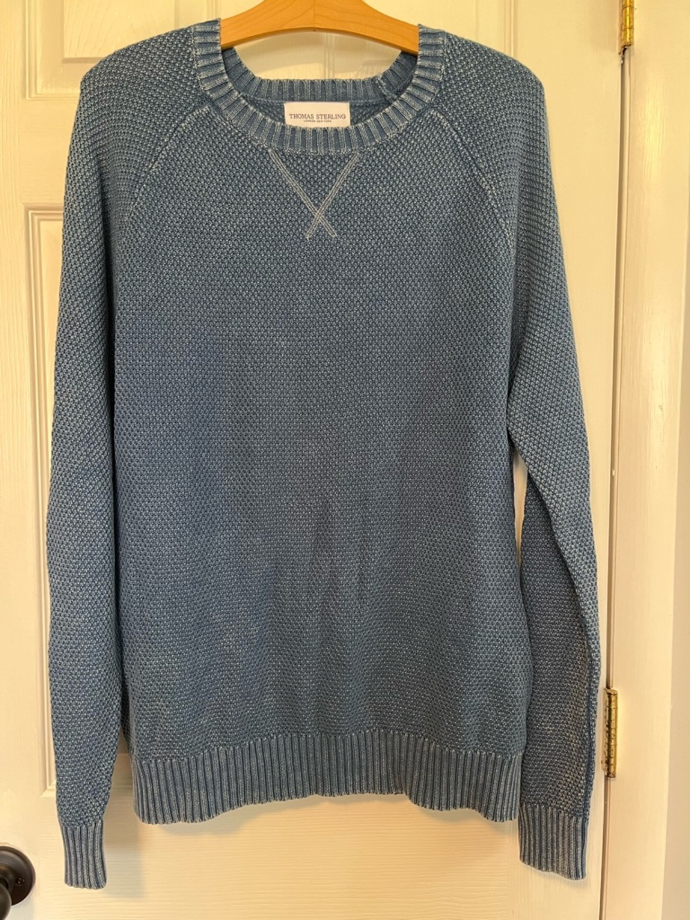Men's Lightweight Crewneck Sweater in Dusty Blue: 100% cotton